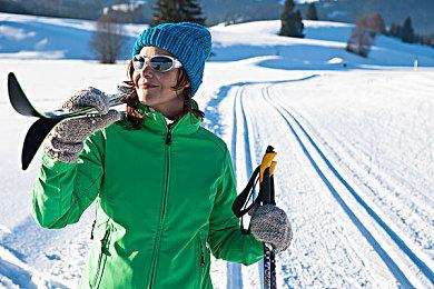 阿迪达斯推出《漫威银河护卫队》联名运动鞋产品